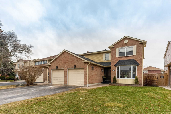 6160 Edenwood Dr, Mississauga