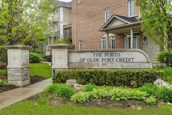 60 Rosewood Ave, Mississauga