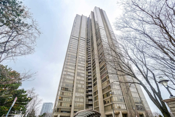 2045 Lake Shore Blvd W 2045 Lake Shore Blvd W