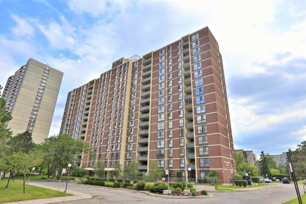 3170 Kirwin Ave, Mississauga