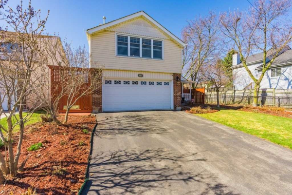 178 Conestoga Dr, Brampton