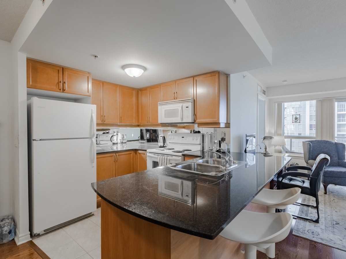 350 Princess Royal Dr, #1508