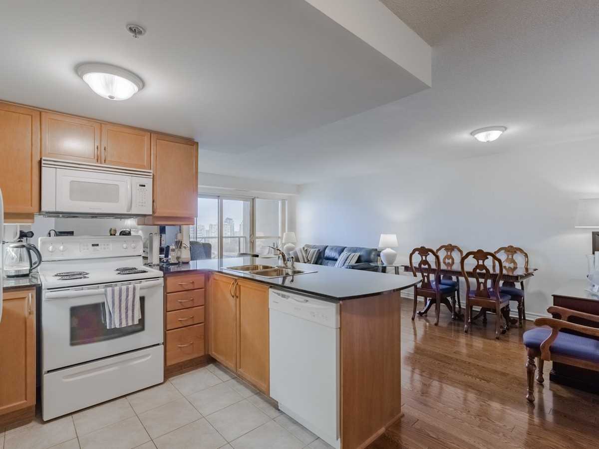 350 Princess Royal Dr, #1508