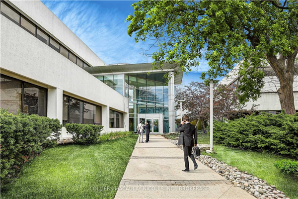6860 Century Ave, Mississauga