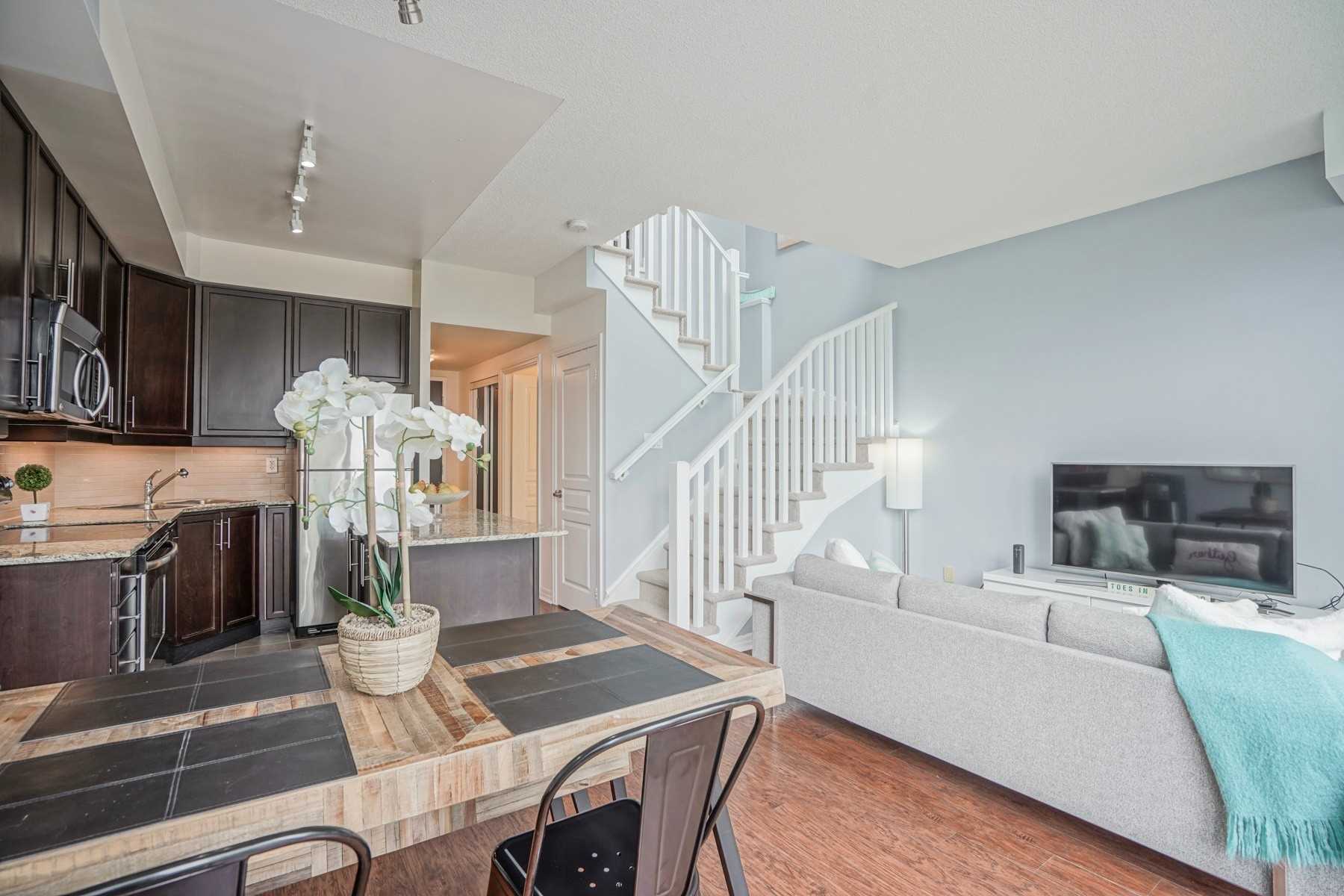 Listing W4758682 - Large Photo # 12