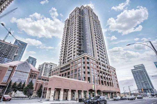4090 Living Arts Dr, Mississauga