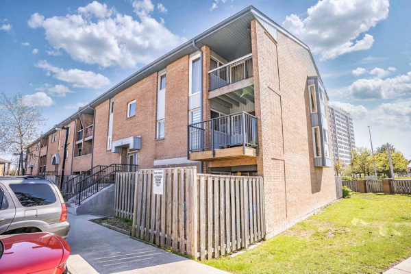 2866 Battleford Rd, Mississauga