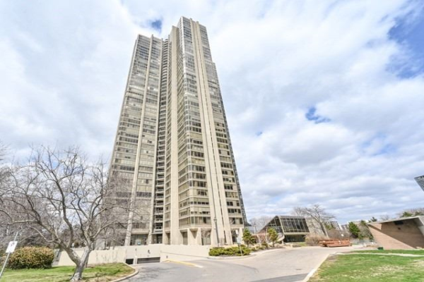2045 Lake Shore Blvd W 2045 Lake Shore Blvd W