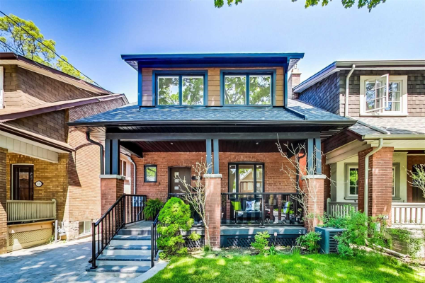 104 Colbeck St, Toronto