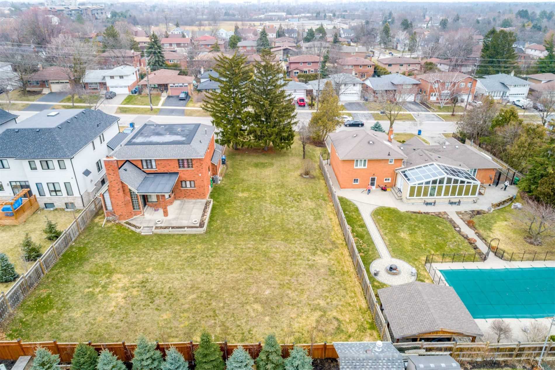 0 Glengarry Rd, (MLS® W4774012) See this property for sale in