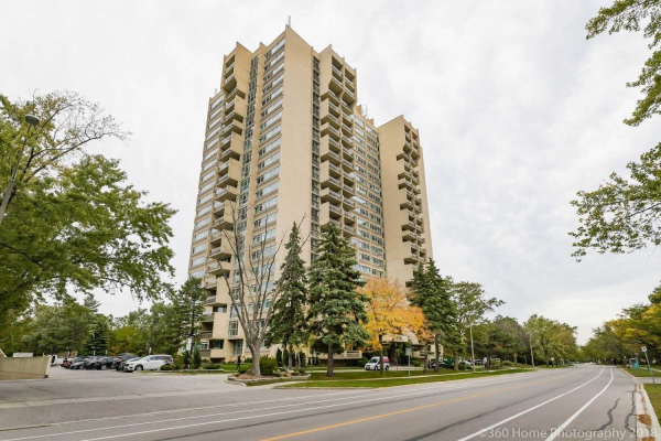 1359 White Oaks Blvd, Oakville