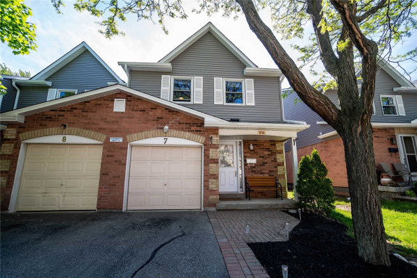 1216 Kirstie Crt W, Oakville