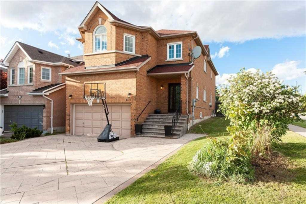 6371 Seaver Rd, Mississauga