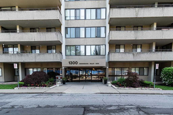 1300 Mississauga Valley Blvd, Mississauga
