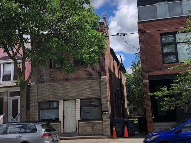 975 Dovercourt Rd