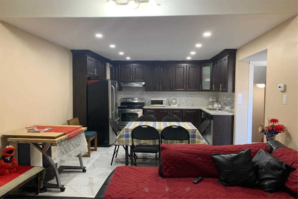 252 John Garland Blvd 252 John Garland Blvd