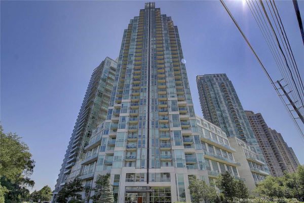 220 Burnhamthorpe Rd W 220 Burnhamthorpe Rd W