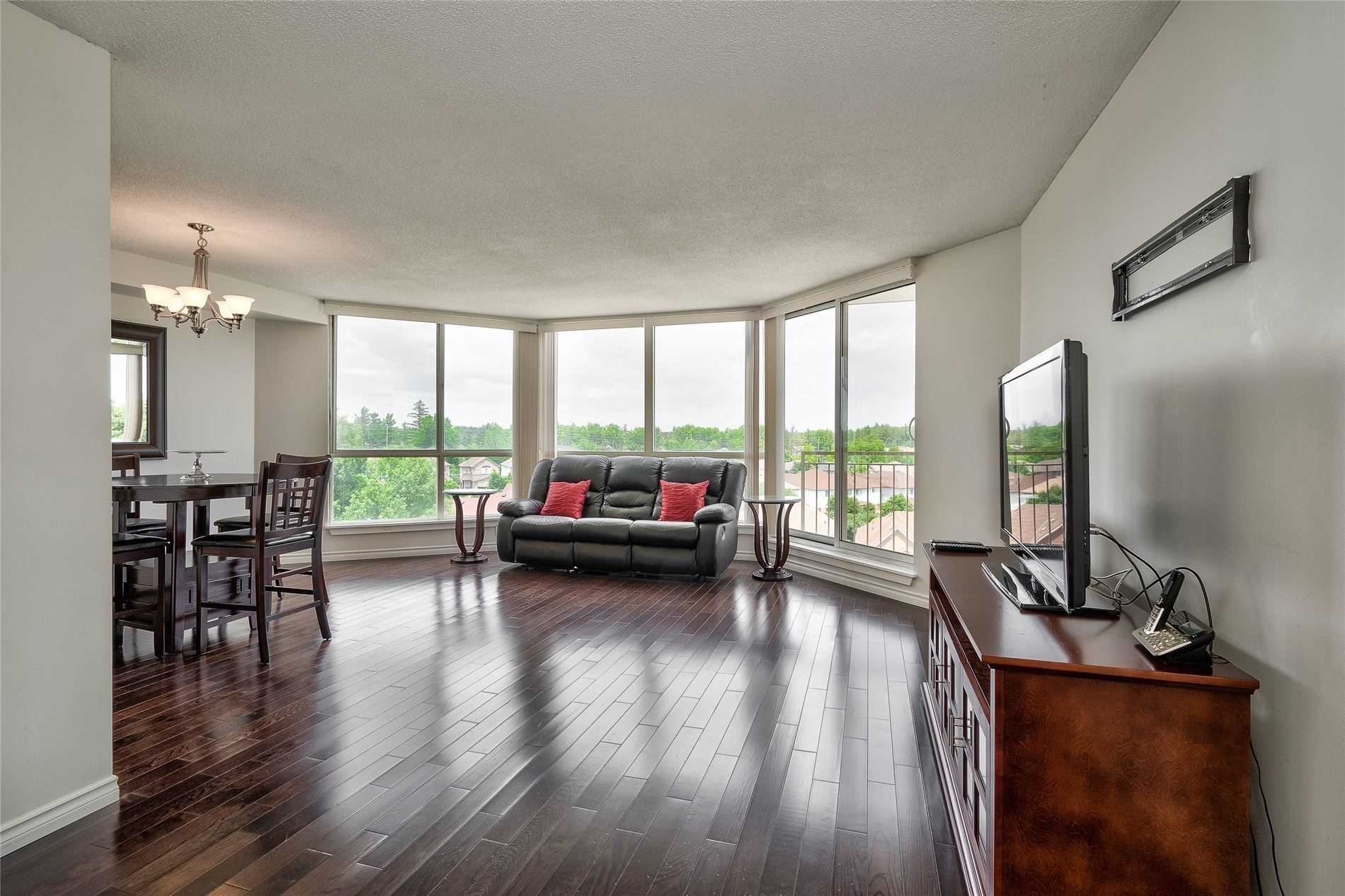 Hall Rd (MLS® W4817168) See this condo apartment for sale in