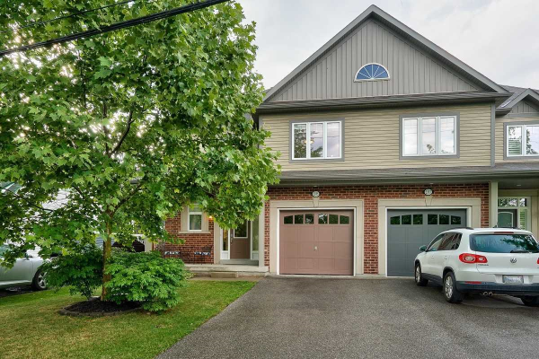2355 Glenwood School Ctre, Burlington