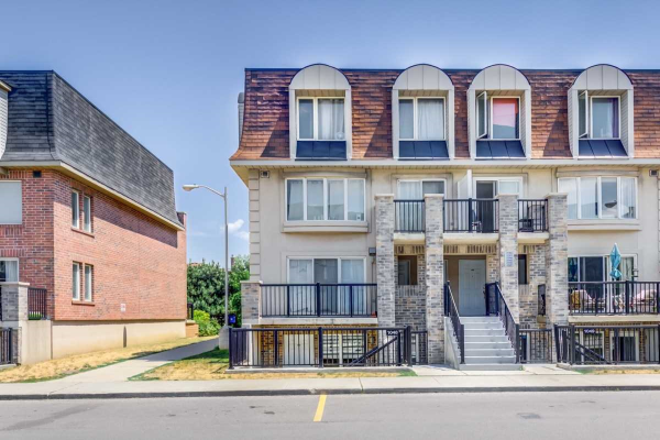 105 George Appleton Way 105 George Appleton Way