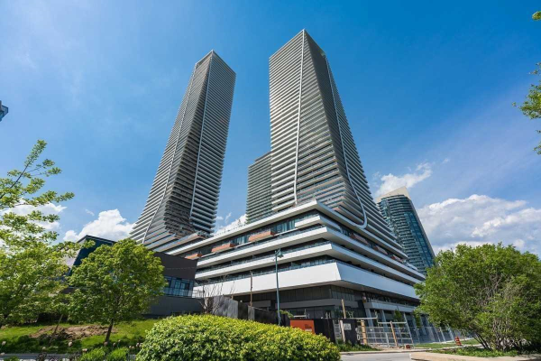 20 Shore Breeze Dr, Toronto