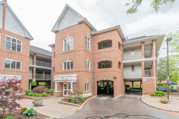 103 Bristol Rd E, Mississauga