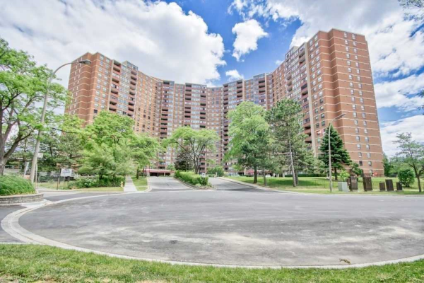 625 The West Mall St 625 The West Mall St