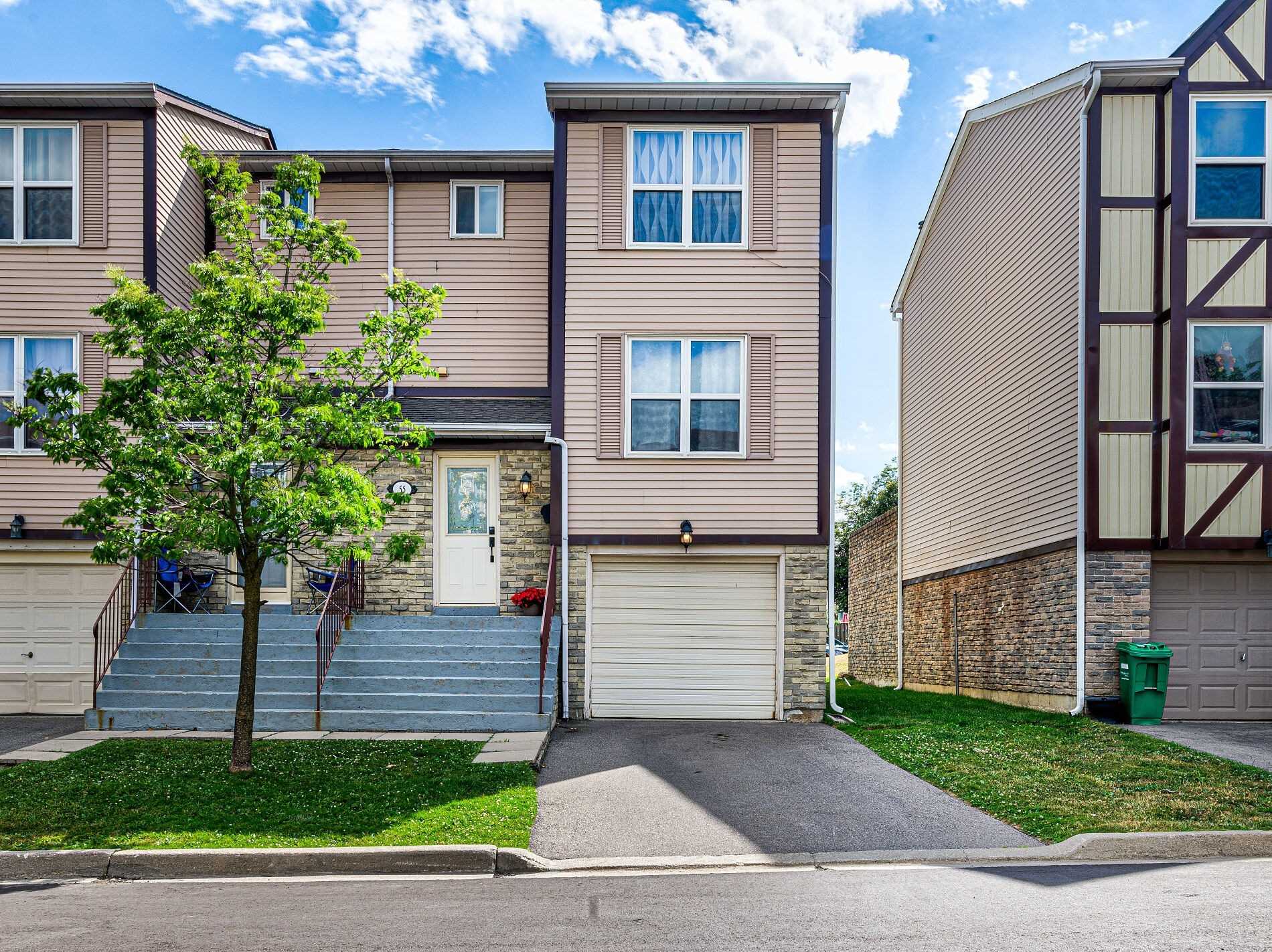 Listing W4839956 - Large Photo # 1