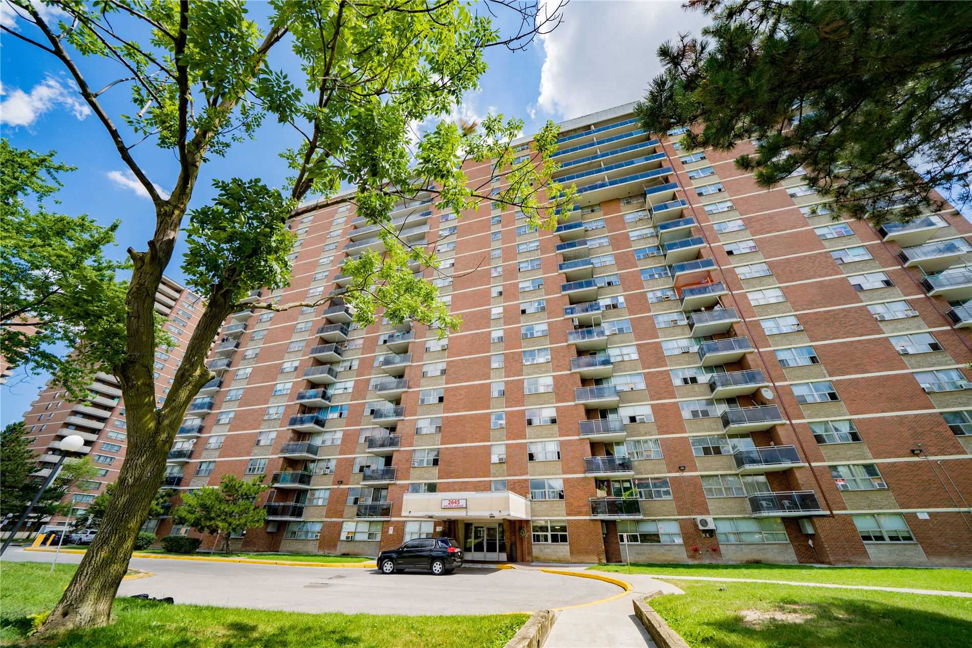Kipling Ave (MLS® W4846206) See this condo apartment for sale in