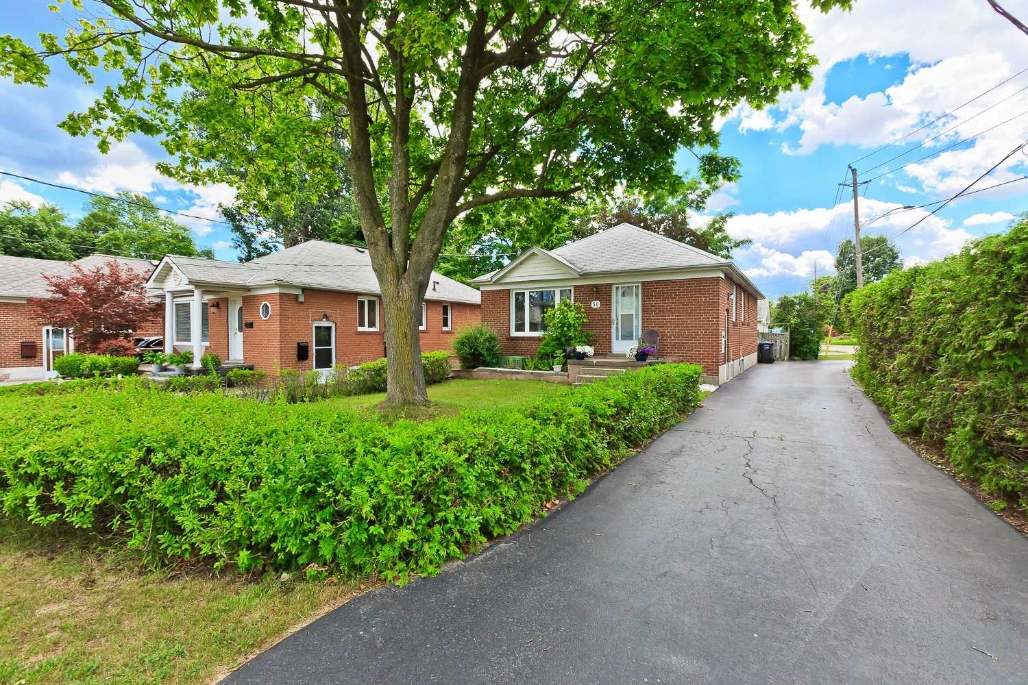 Maple Ave (MLS® W4849841) See this detached house for sale in Port