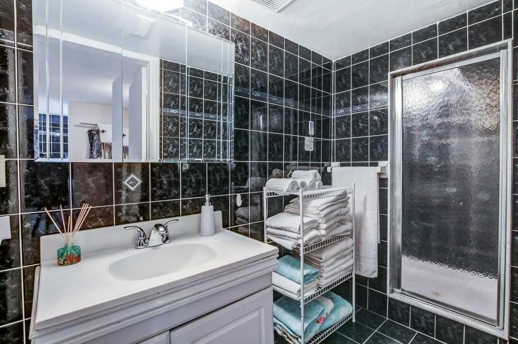 Listing W4853773 - Large Photo # 20