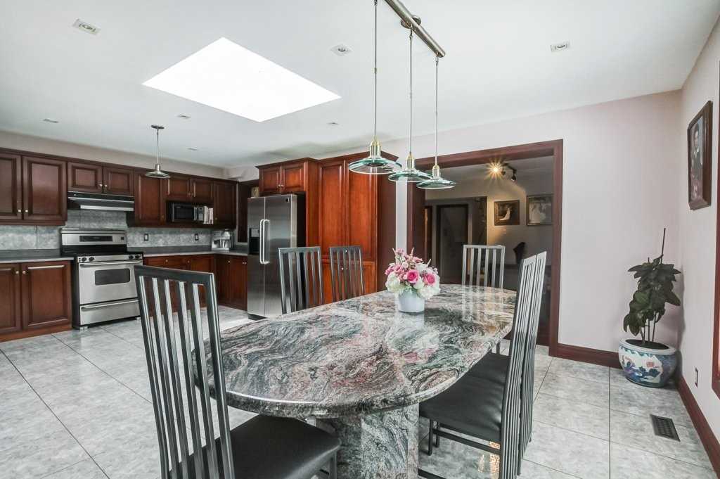 Listing W4853773 - Large Photo # 14