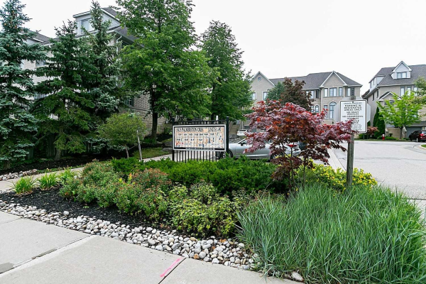 5525 Palmerston Cres, Mississauga