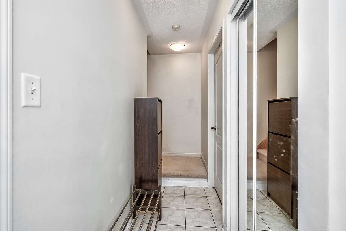 Listing W4858679 - Large Photo # 8
