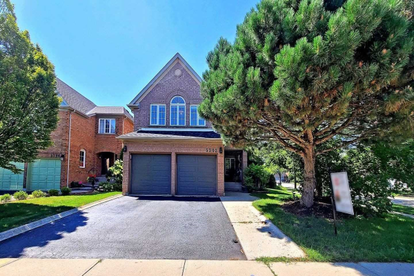 5202 Ruperts Gate Dr, Mississauga