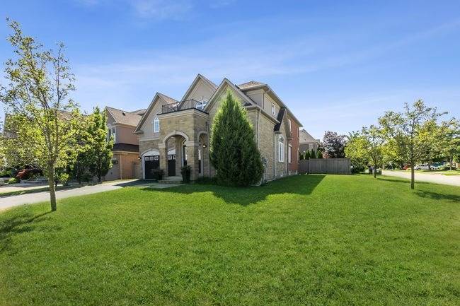 122 Spring Azure Cres