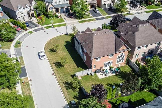 122 Spring Azure Cres