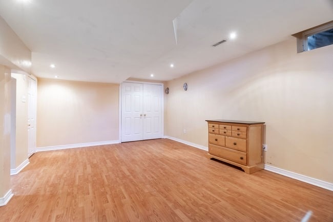 122 Spring Azure Cres