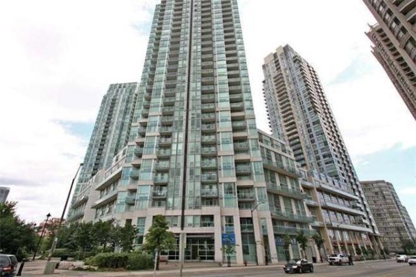 3939 Duke Of York Blvd, Mississauga