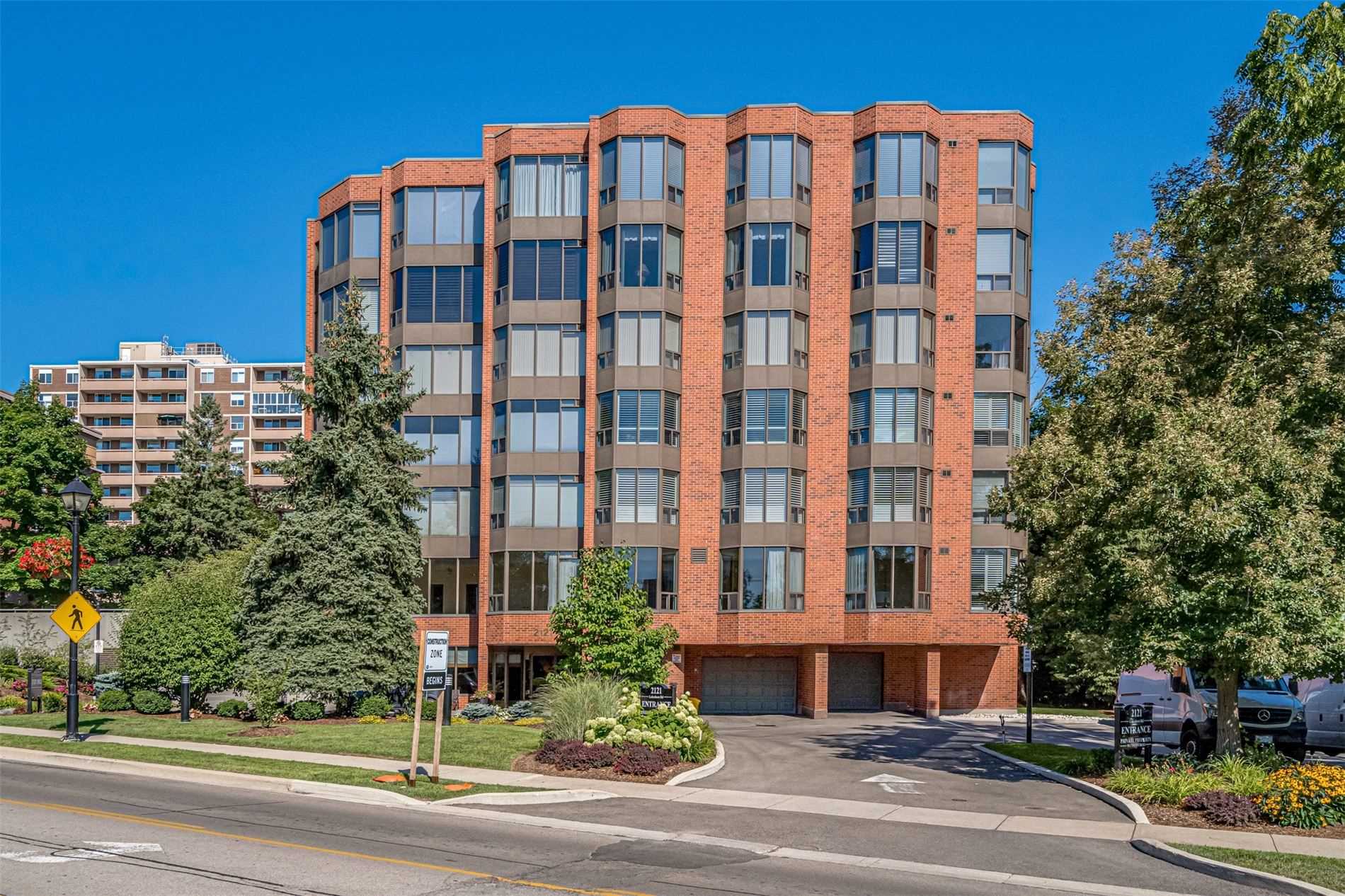 205 2121 Lakeshore Rd, (MLS® W4871194) See this condo apartment