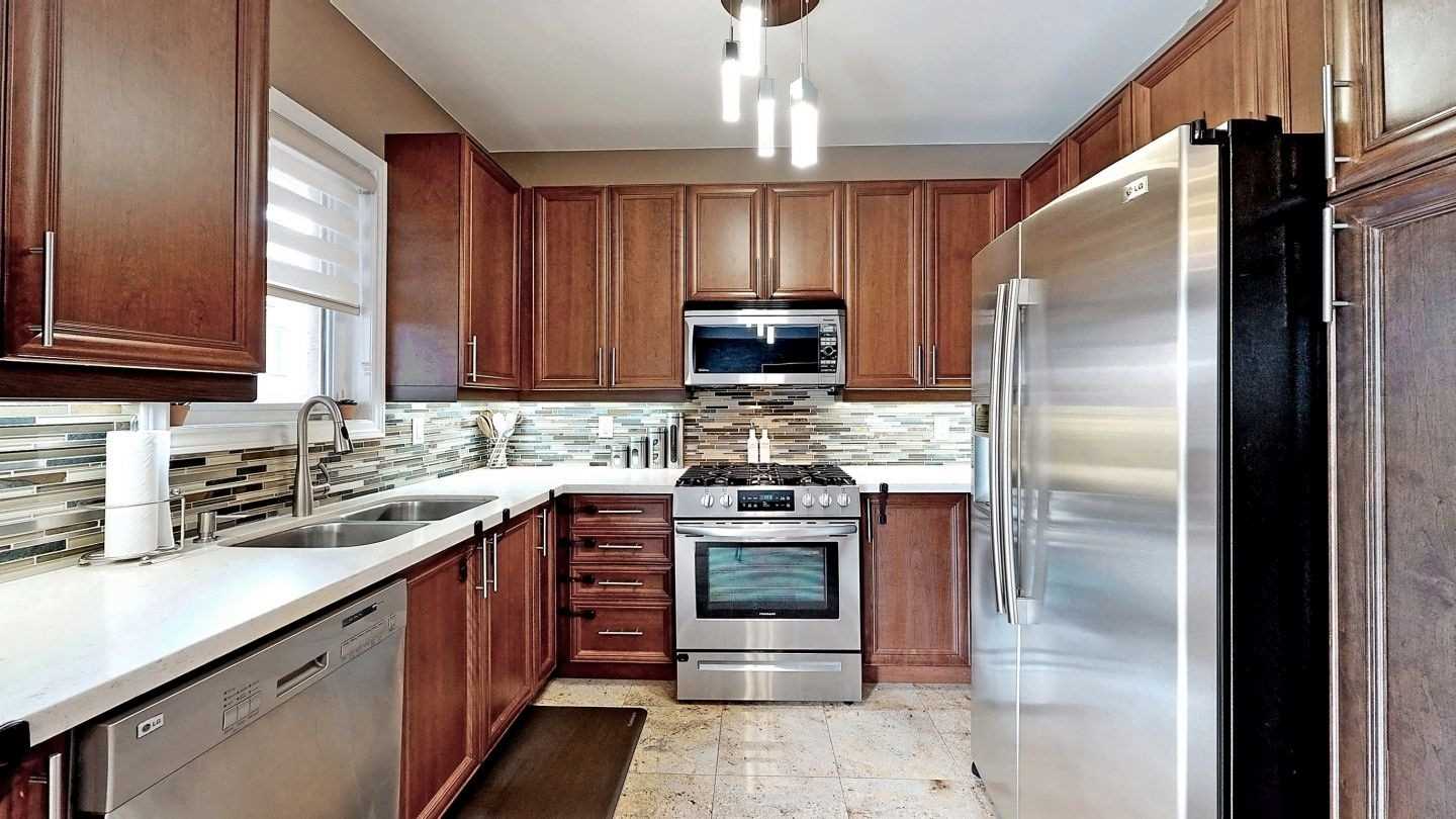 Listing W4876747 - Large Photo # 15