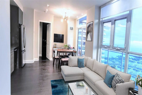 33 Shore Breeze Dr 33 Shore Breeze Dr