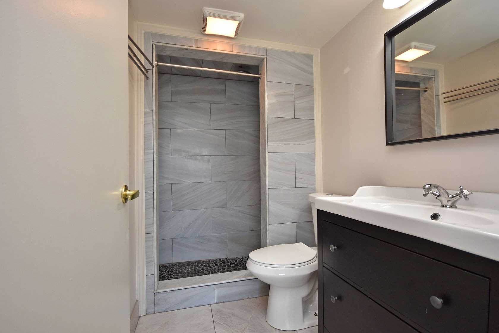Listing W4878536 - Large Photo # 25