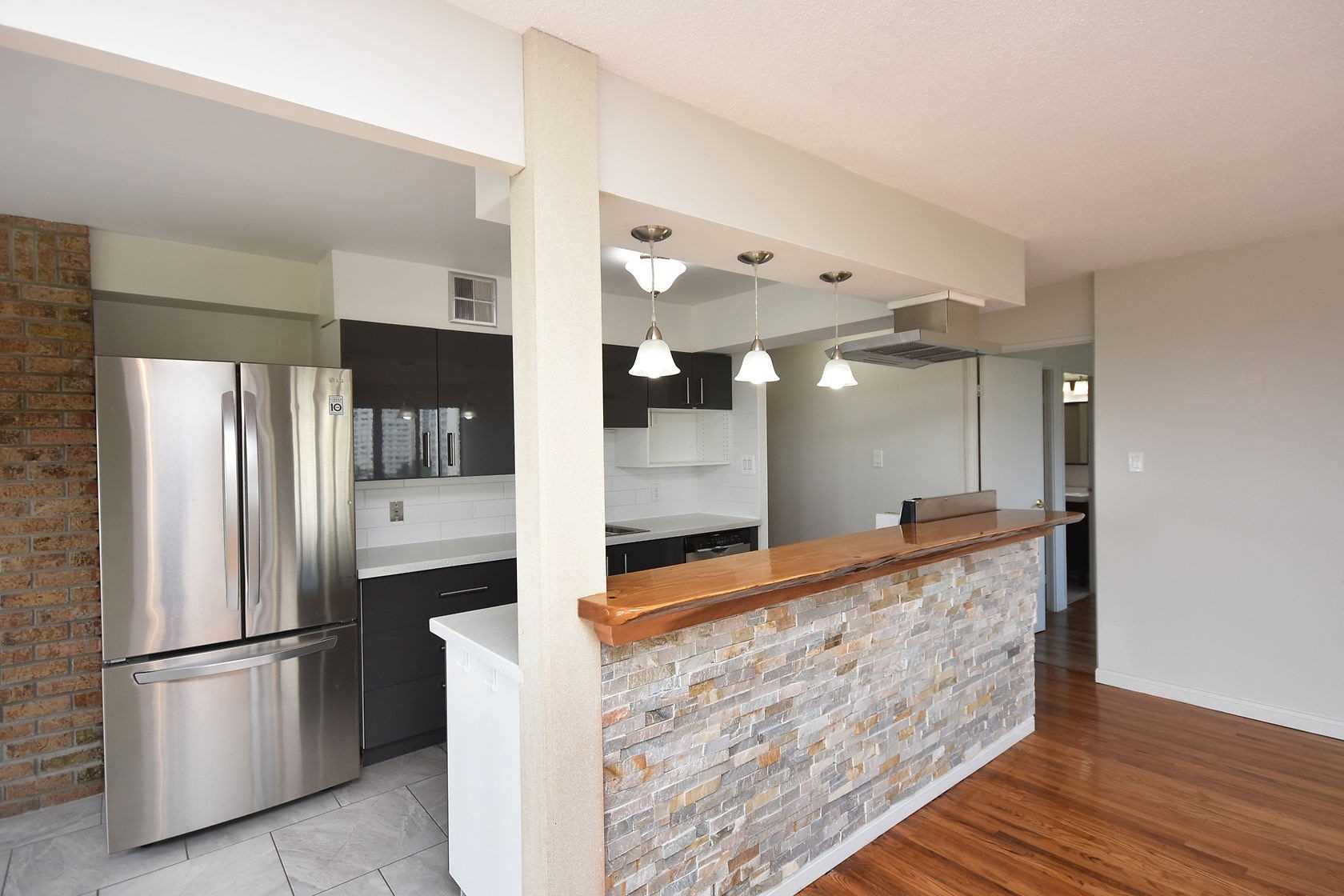 Listing W4878536 - Large Photo # 18