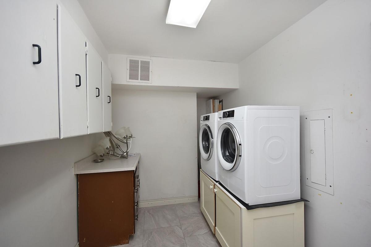 Listing W4878536 - Large Photo # 28