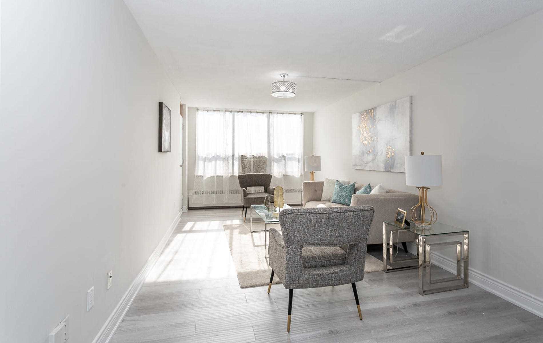 Dixon Rd (MLS® W4881623) See this condo apartment for sale in