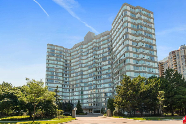 50 Kingsbridge Garden Circ 50 Kingsbridge Garden Circ