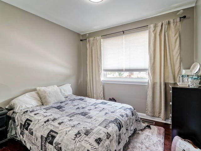 1392 Tansley Dr