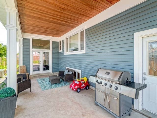 1392 Tansley Dr