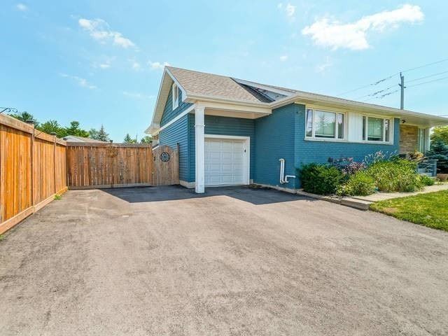 1392 Tansley Dr